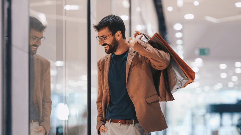 Exclusive men's fashion – premium brands, timeless style.